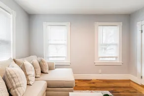 Modern Downtown Condo! - Image 3