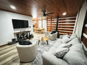 Modern Cabin Retreat at Westlawn Farms - Image 3