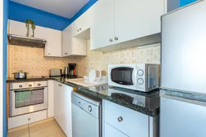 Larnaca Beach Apartment - Image 3