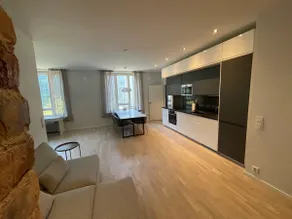 Beautiful apartment in a prime location in the heart of the city - Image 2