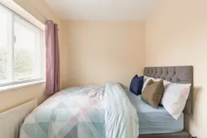 New Manchester Getaway Home - Free Gated Parking with Fob - Image 5