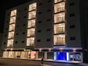 Superior 3 Bedroom with Balcony - Image 2
