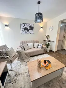 Lagom Luxe - Image 2