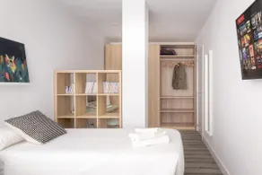 Historic 3BR/2BA Apartment with AC by Old Town - Image 3