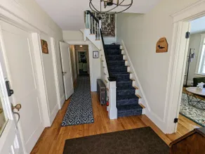 Entire house: 5 bedrooms, 5.5 bathroms - Image 2