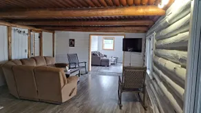 Rustic River House - Image 5