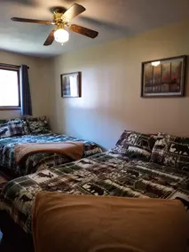 Cabin #10 on Mill Creek - Image 2