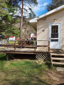 Cabin #10 on Mill Creek - Image 4