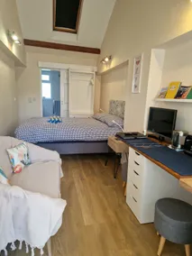 Private Access En-suite Room, Near Bath, Cotswold - Image 4