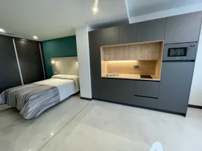 A6 Centrally located and modern loft - Image 4