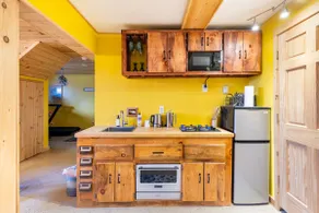 Basement Apartment near SLU, SUNYs, and Clarkson - Image 2