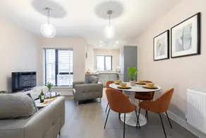 Elliot Oliver - Stylish 2 Bedroom Town Centre Apartment - Image 2