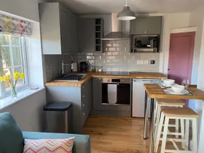 Emerald Annexe - newly renovated, near Worcester - Image 3