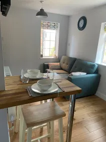 Emerald Annexe - newly renovated, near Worcester - Image 4