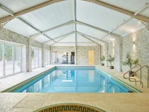 Luxury Essex Mansion-Pool-Spa-Tennis-on 52 acres - Image 2