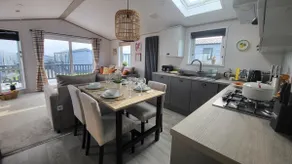Honeycomb Lodge - Holiday Home 5 min from Padstow - Image 3