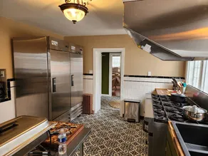 Gorgeous, downtown house! - Image 4