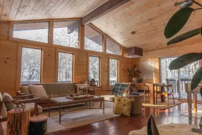 The Garden House - Private, Secluded, & Mt Views! - Image 2