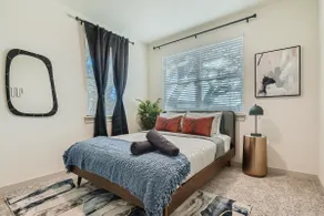 Cool Home Away From Home! Modern & Stylish House - Image 2