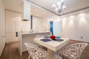 Relaxing & Spacious 1 BDRM place - Image 2