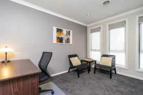 Superb 3BR Townhouse near Town Centre - Hosted by Canstay - Image 5