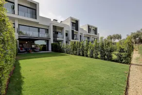 Modern Townhouse on San Roque Golf Club - Image 2