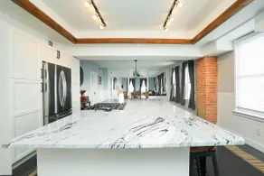 Penthouse Suite* 5-mins to Cedar Point - Image 5
