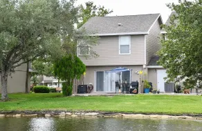 Lovely Lake Getaway - Image 2