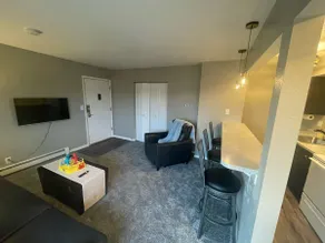 Cozy 1 bedroom apt king bed (8) - Image 3