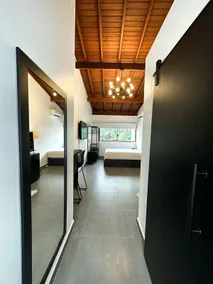 Modern studio on Ubatuba's main street - Image 3