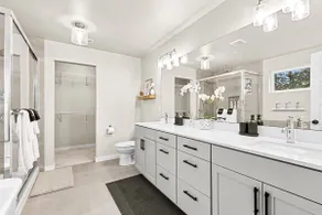 Q House in Marysville 4BR, 3.5Bath + AC Amazing Views, Kid & Pet Friendly - Image 5