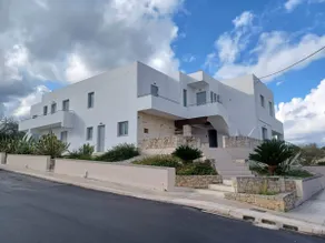 Mini Villa Kalathas - Image 2