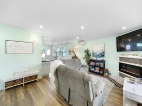 Pine Beach House - Image 3