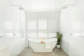The Maples - Loft Luxury Bed and Breakfast - Image 4