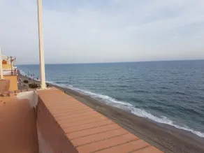 Beachfront penthouse - Image 5