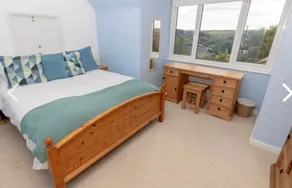 Spacious Family Home With Amazing View - Image 5