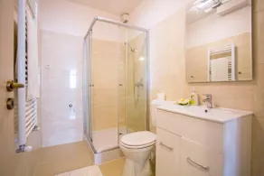 R36 Downtown Apartment - Image 4