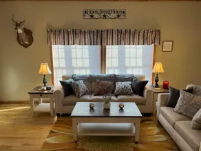 Claxton Country Getaway - Image 2