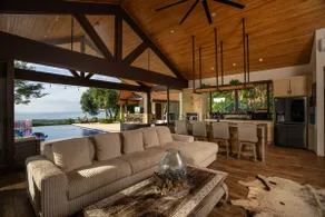 Villa Serendida | Ocean Views, With Pool & BBQ - Image 4