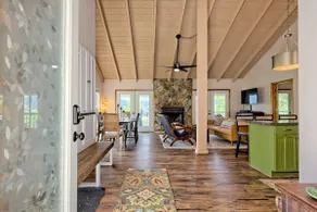 Room at the Top- Dog Friendly Mountain Cabin! - Image 5