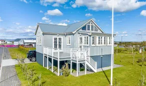 Raven House | Golden Circle & South Coast Base - Image 4