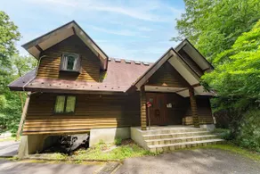 Up to 16 people/4LDK single-family house/pet-friendly/barbecue equipment rental/spacious kitchen/villa retreat in nature/panoramic view of nature - Image 2