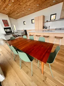 Mountaintop retreat in Bluemont - Image 5