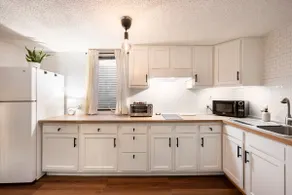 Private Suite in Boulder County - Image 3