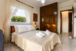 Ariadne's Retreat - Image 4