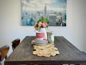 Adorable Modern 4 Br House WiFi & Parking - Image 3