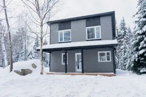 Ullaakut (Hot Tub & Wood-Burning Stove) - Image 4
