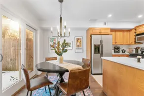 Townhouse/King Beds/Near SPAC/Track *Pet friendly - Image 2