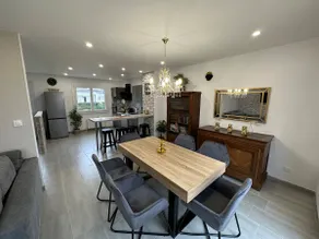 Pleasant house with garden in Joinville - Image 4