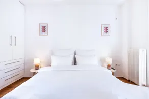 Loft Apt with Acropolis View - Image 3